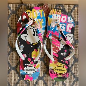 NWT Disney Park exclusive Havaianas